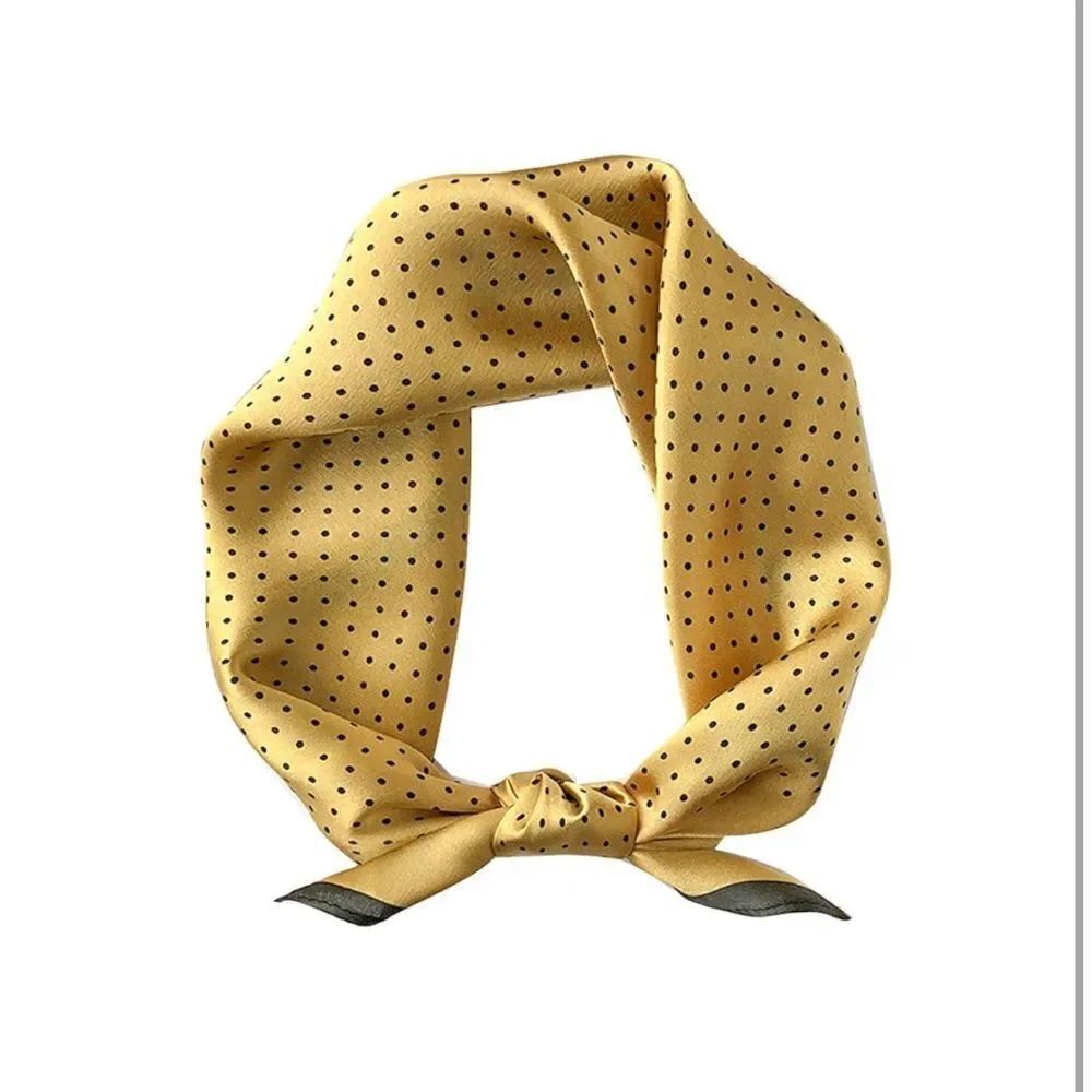 Scarf options - Picture 2 of 2